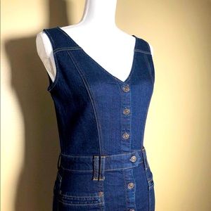 Sexy jean dress for everyday dates
